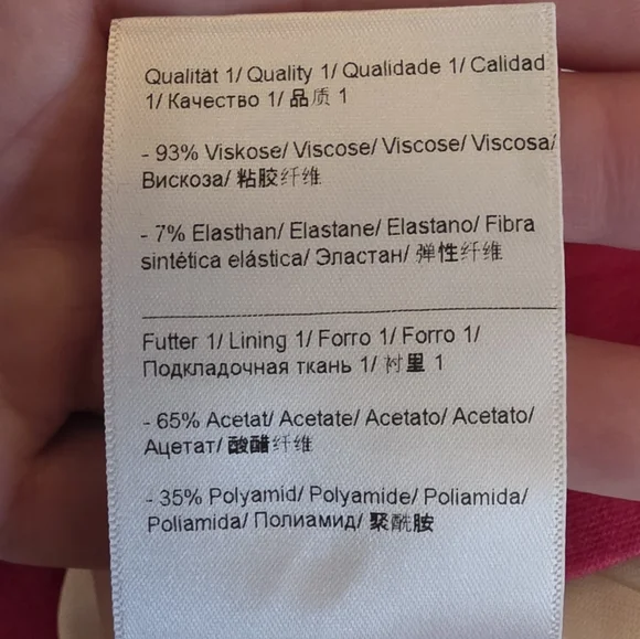 Escada Heart Dress- 8 - Picture 13 of 15